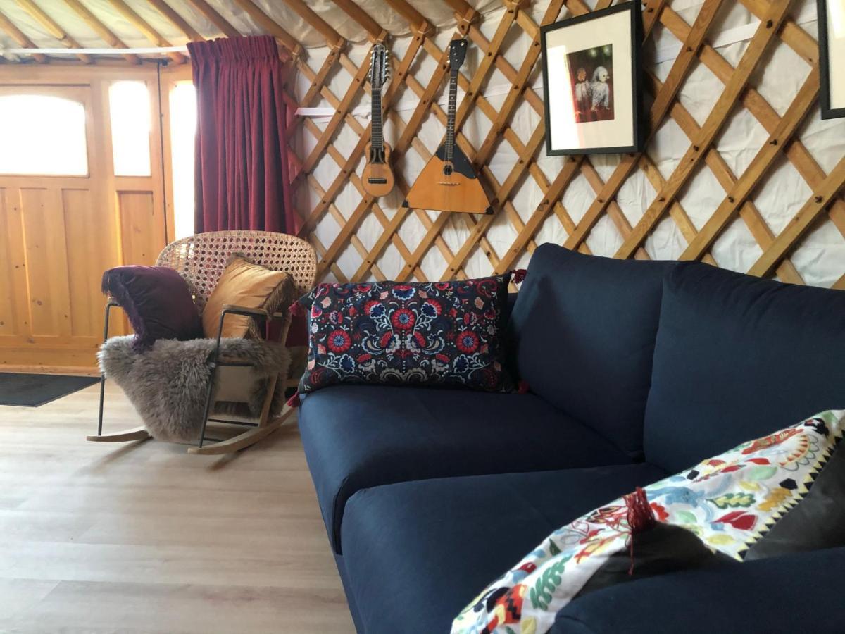 Overnachten In Een Luxe Yurt! Zonnemaire Exterior foto